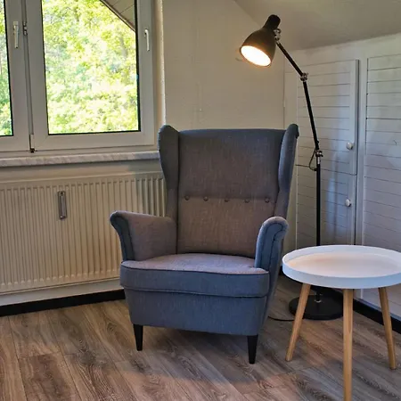 Ferienhus Maisonettewohnung Auf 3 Etagen Mit Balkon, Gartennutzung, In Ruhiger Lage Baabe